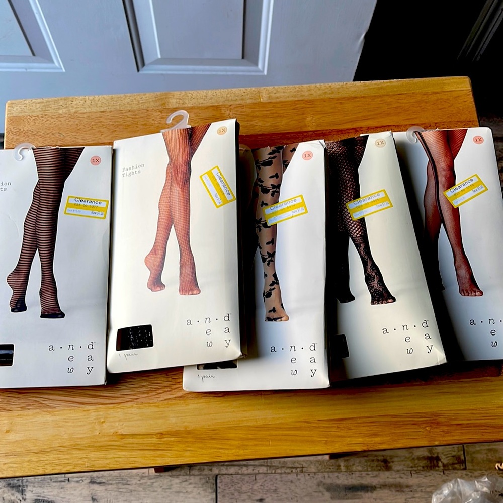 FIVE (5) Pairs of 1X Fashion tights!